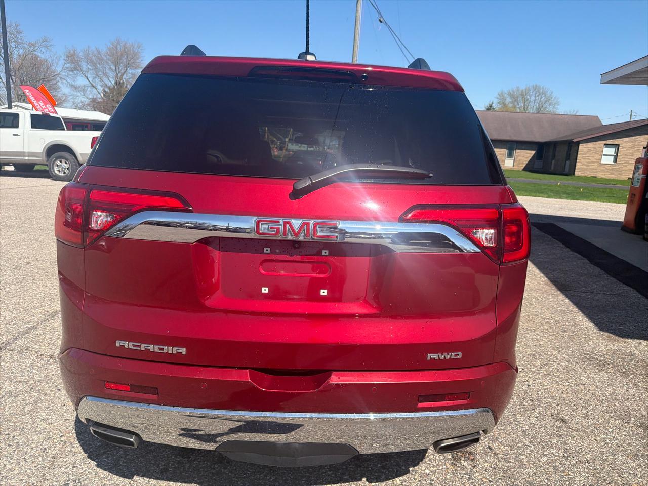 GMC Acadia AWD 4dr Denali 2019