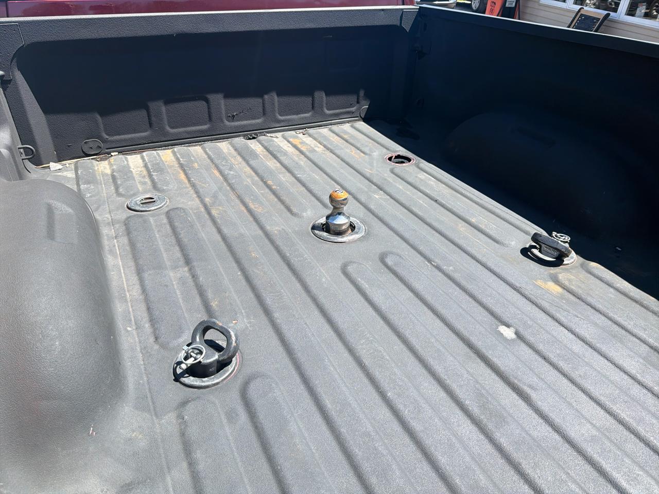RAM 3500 4WD Mega Cab 160.5" Big Horn 2016