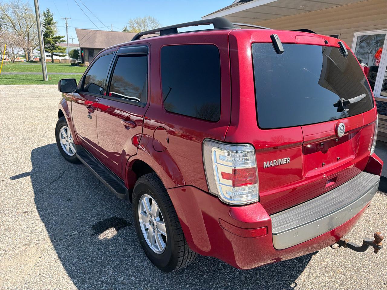 Mercury Mariner FWD 4dr 2011