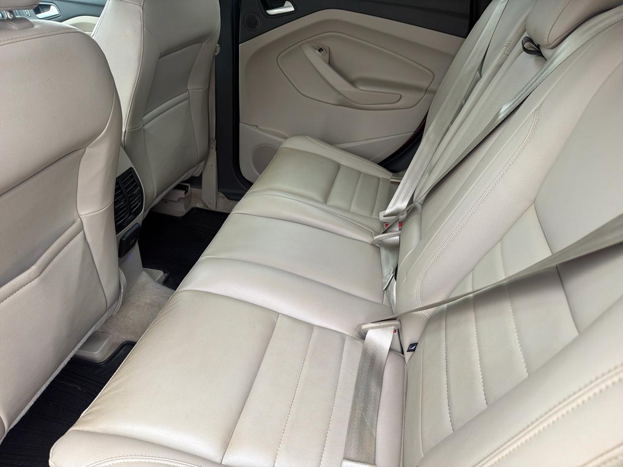 Ford Escape 4WD 4dr Titanium 2016