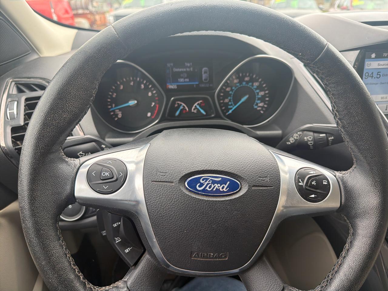 Ford Escape 4WD 4dr Titanium 2016