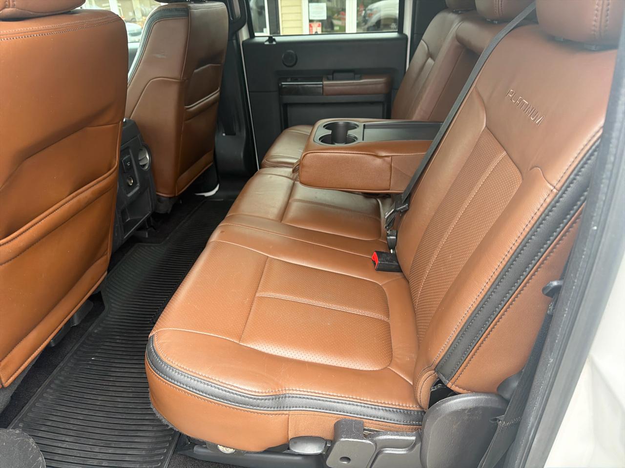 Ford Super Duty F-350 SRW 4WD Crew Cab 172" Platinum 2015