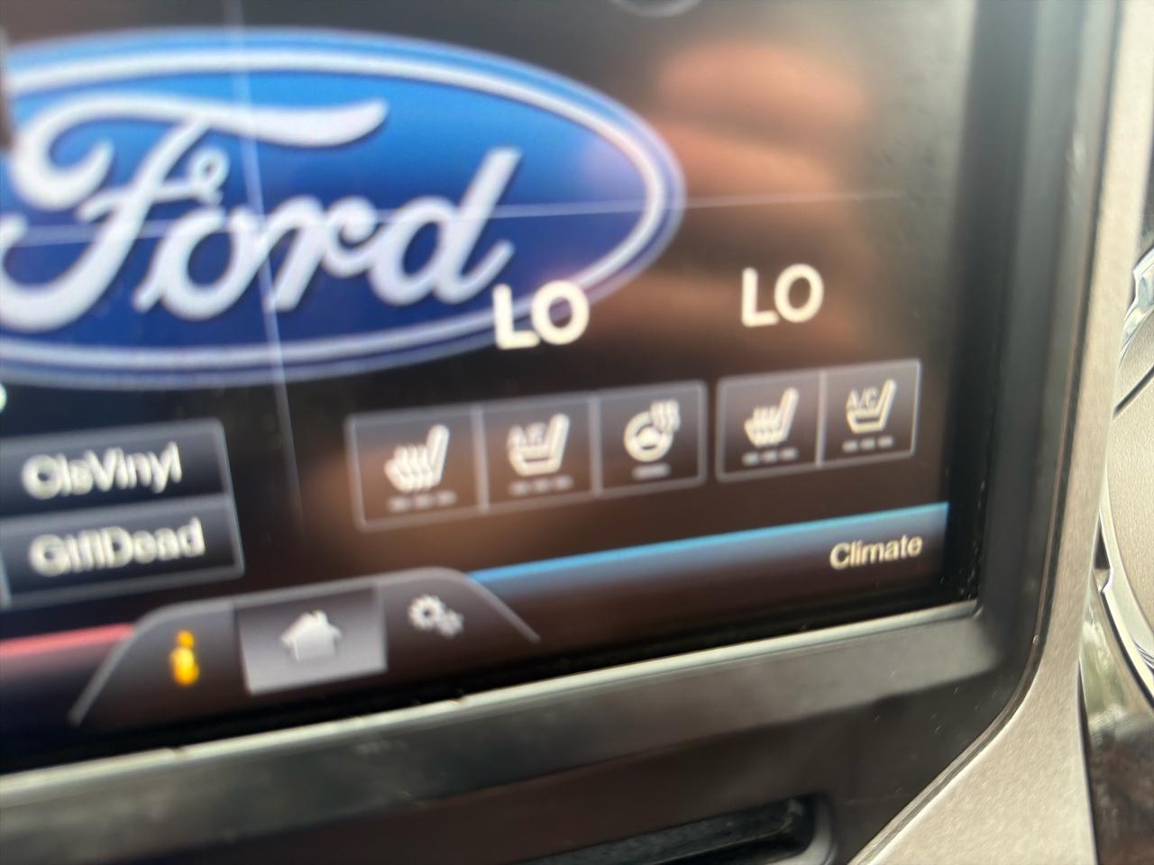 Ford Super Duty F-350 SRW 4WD Crew Cab 172" Platinum 2015