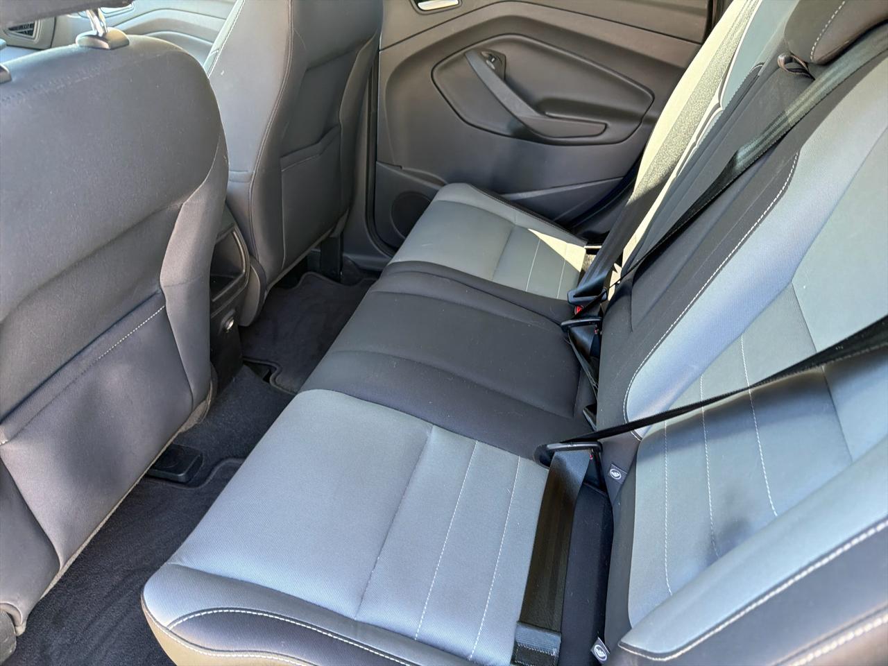 Ford Escape FWD 4dr SE 2016