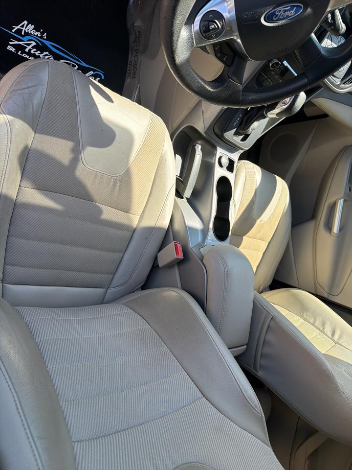 Ford Escape 4WD 4dr SE 2016