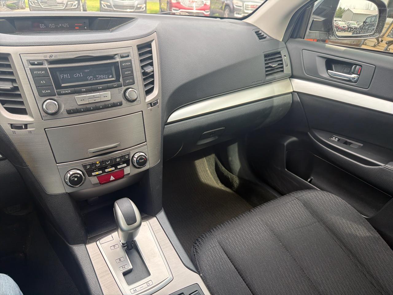 Subaru Outback 4dr Wgn H4 Auto 2.5i Premium 2012