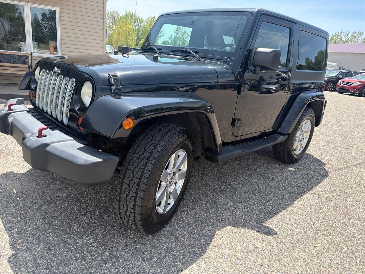 Jeep Wrangler 4WD 2dr Sahara 2013