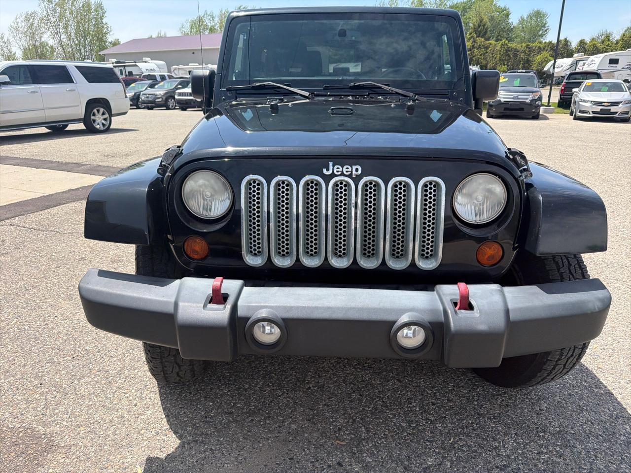 Jeep Wrangler 4WD 2dr Sahara 2013