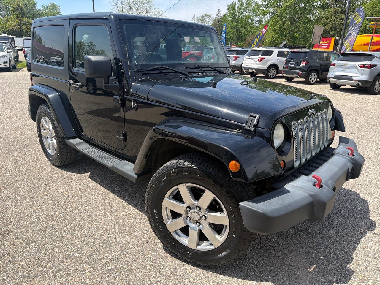 Jeep Wrangler 4WD 2dr Sahara 2013