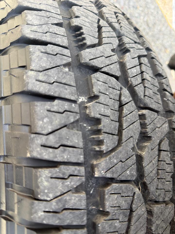 Jeep Wrangler 4WD 2dr Sahara 2013