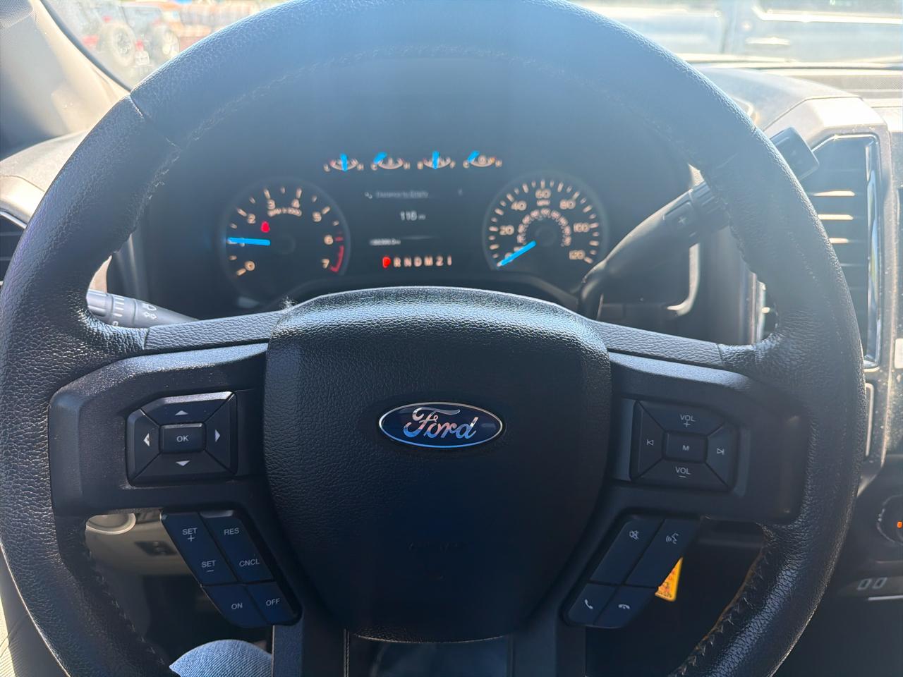 Ford F-150 4WD SuperCab 145" XLT 2016