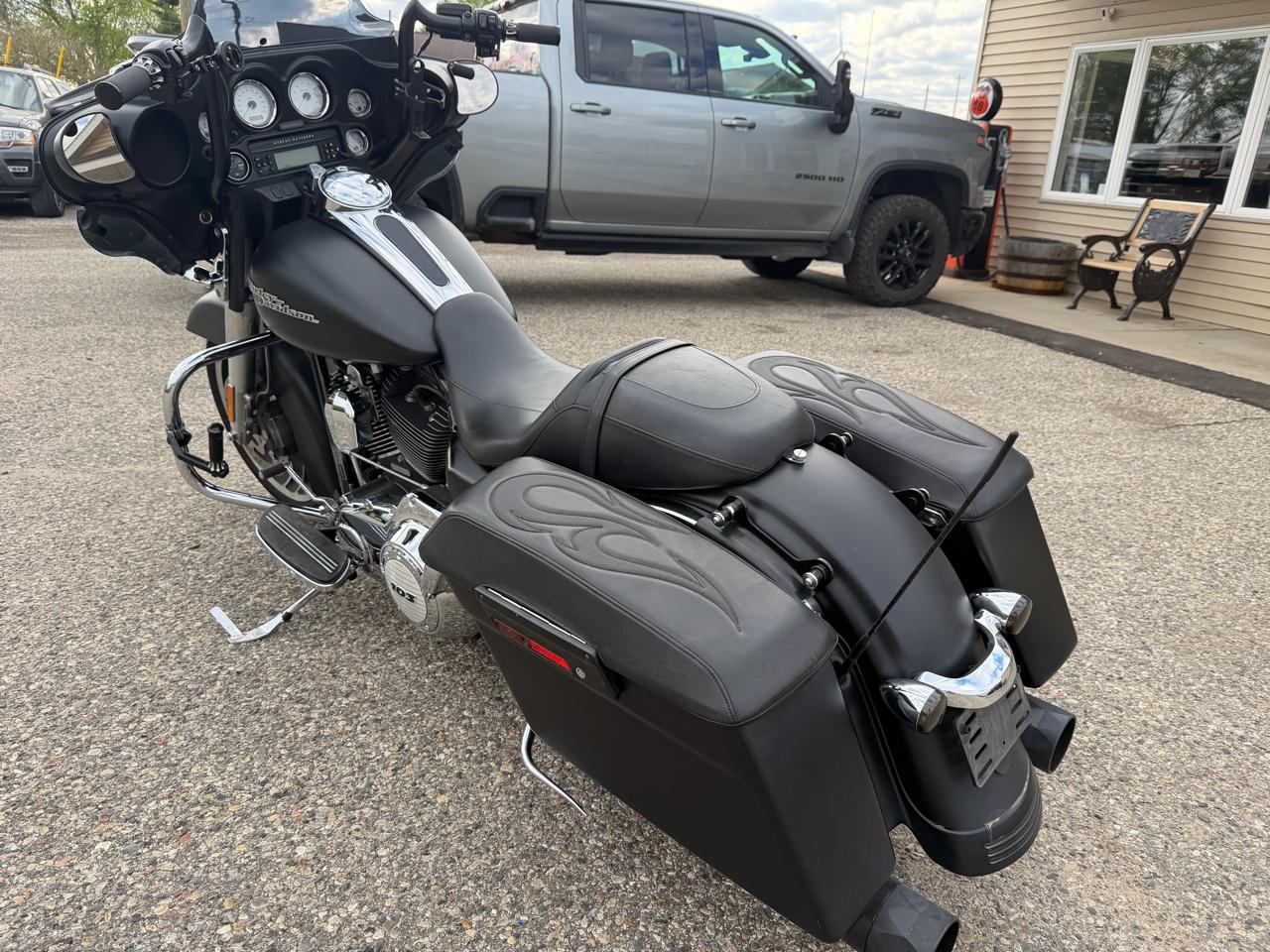 Harley-Davidson Street Glide  2013