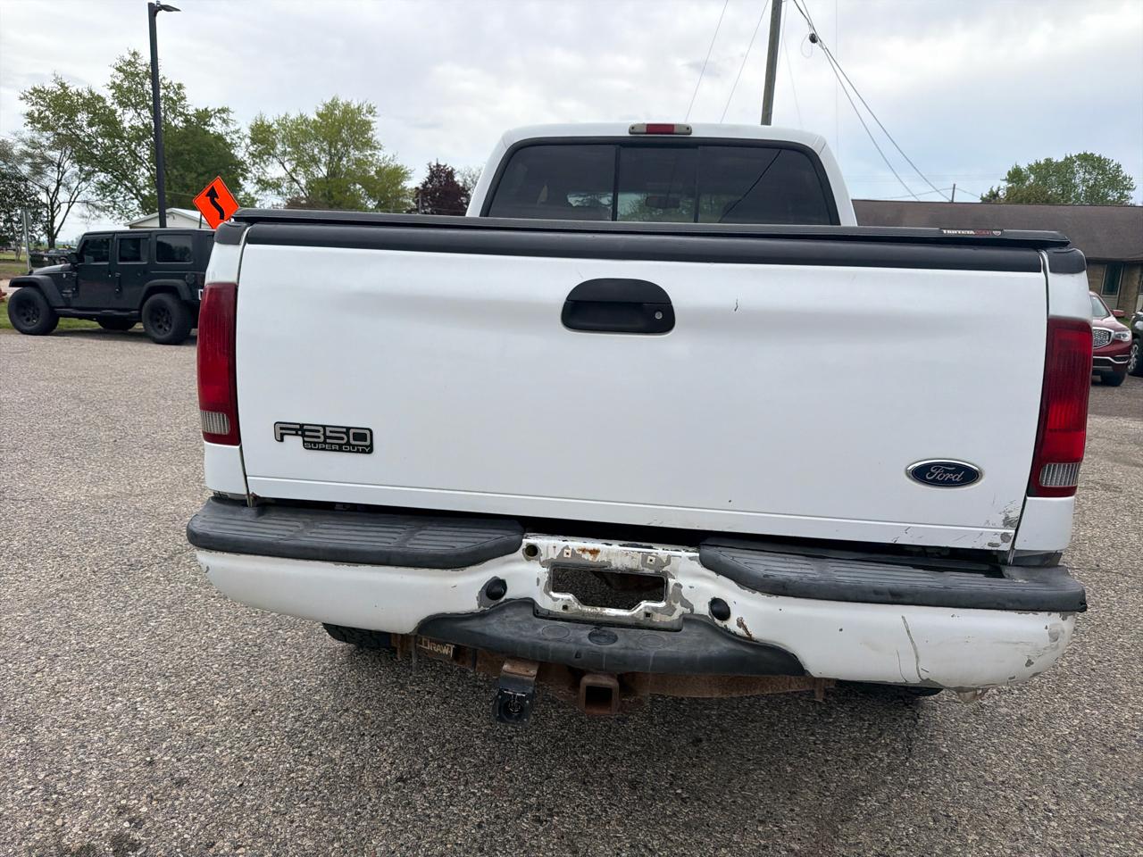 Ford Super Duty F-350 SRW Crew Cab 156" XL 4WD 2006