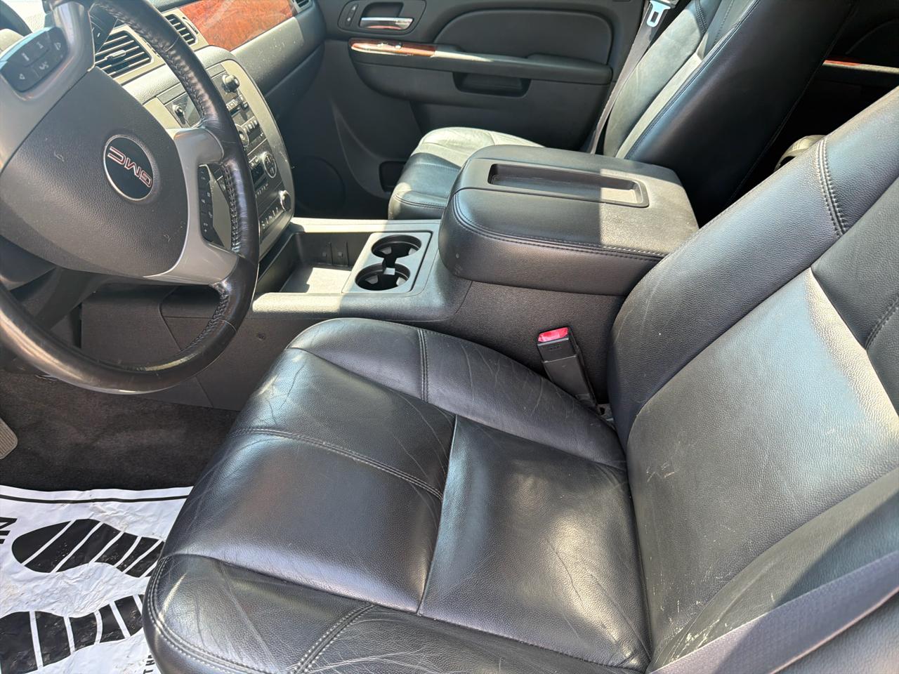 GMC Yukon 4WD 4dr SLT 2014