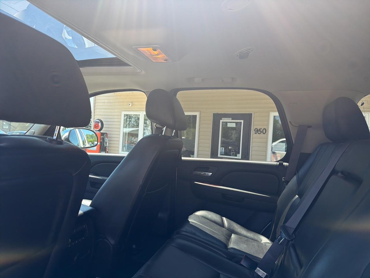 GMC Yukon 4WD 4dr SLT 2014