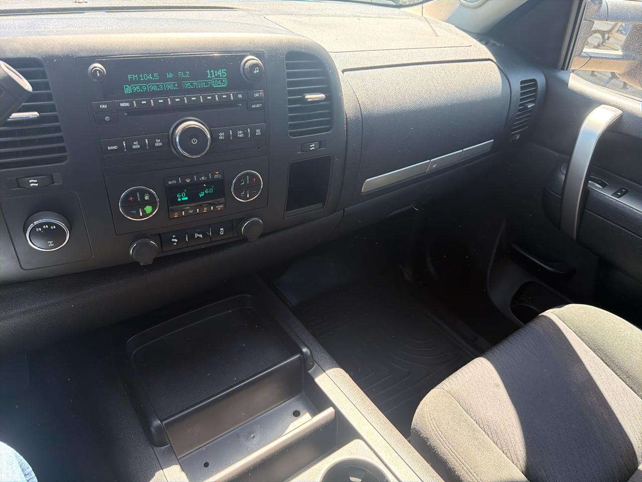 GMC Sierra 2500HD 4WD Crew Cab 153.7" SLE 2014