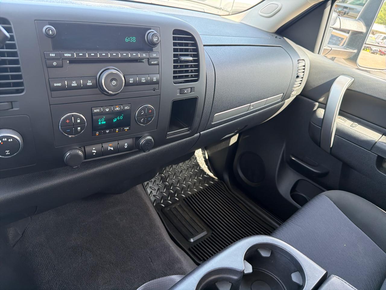 GMC Sierra 2500HD 4WD Crew Cab 153.7" SLE 2014