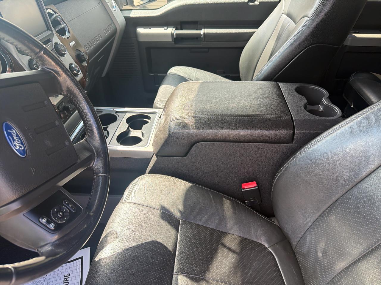 Ford Super Duty F-350 SRW 4WD Crew Cab 156" Lariat 2013