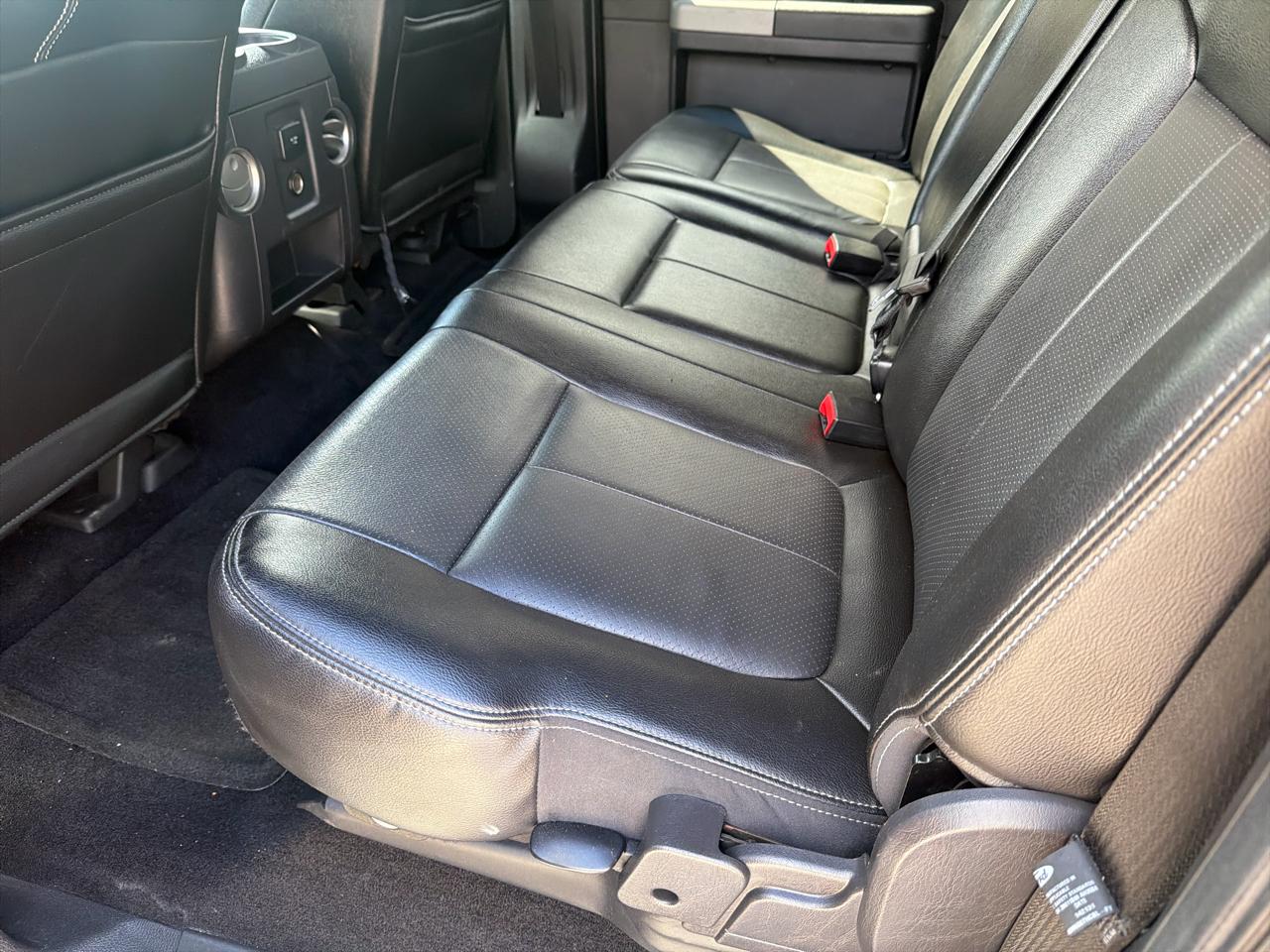Ford Super Duty F-350 SRW 4WD Crew Cab 156" Lariat 2013