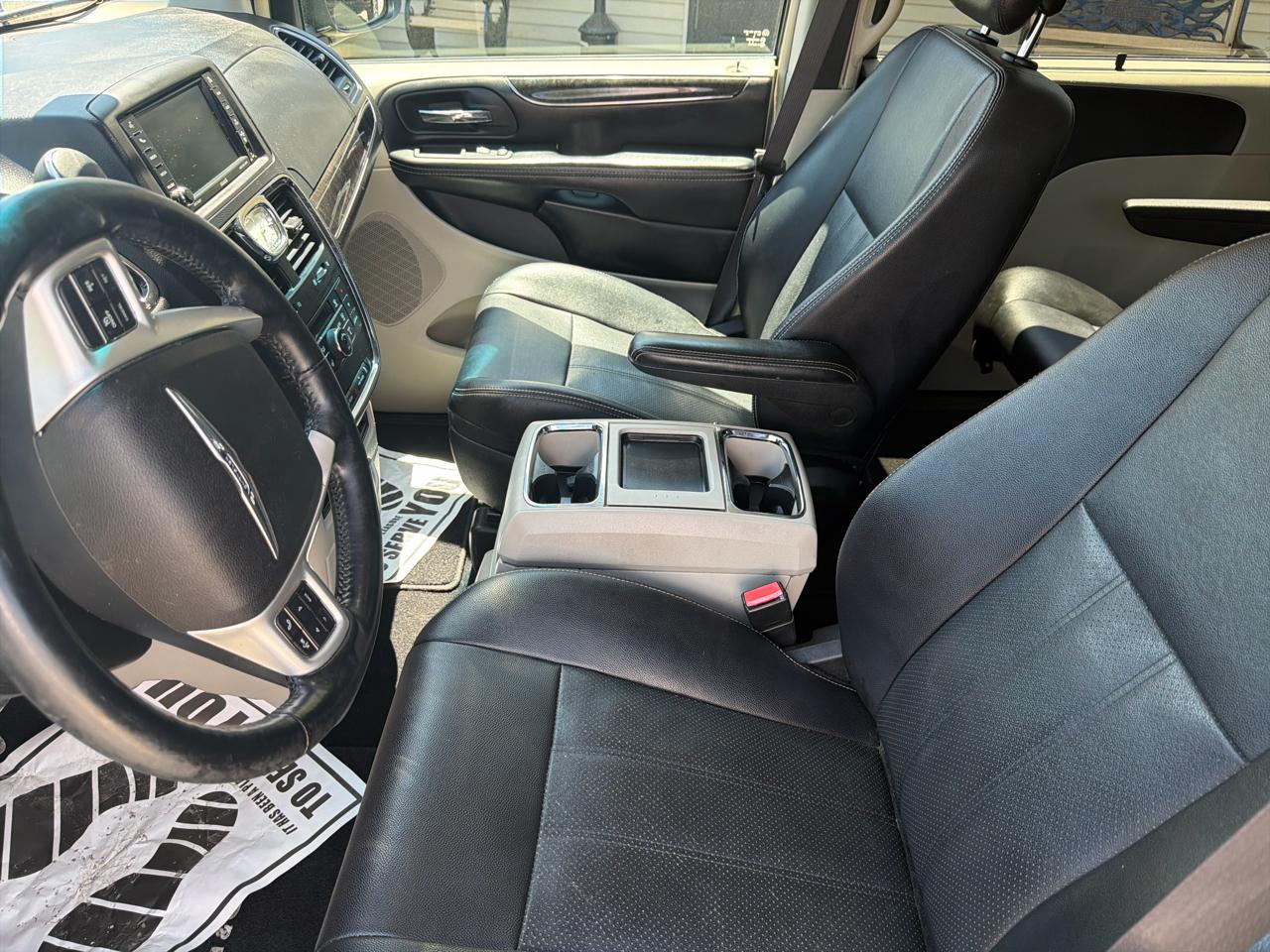 Chrysler Town & Country 4dr Wgn Touring-L 2015