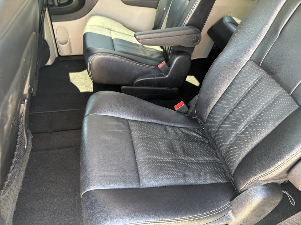 Chrysler Town & Country 4dr Wgn Touring-L 2015