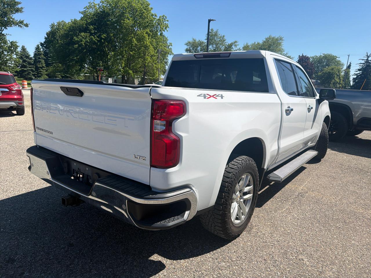 Chevrolet Silverado 1500 4WD Crew Cab 147" LTZ 2021