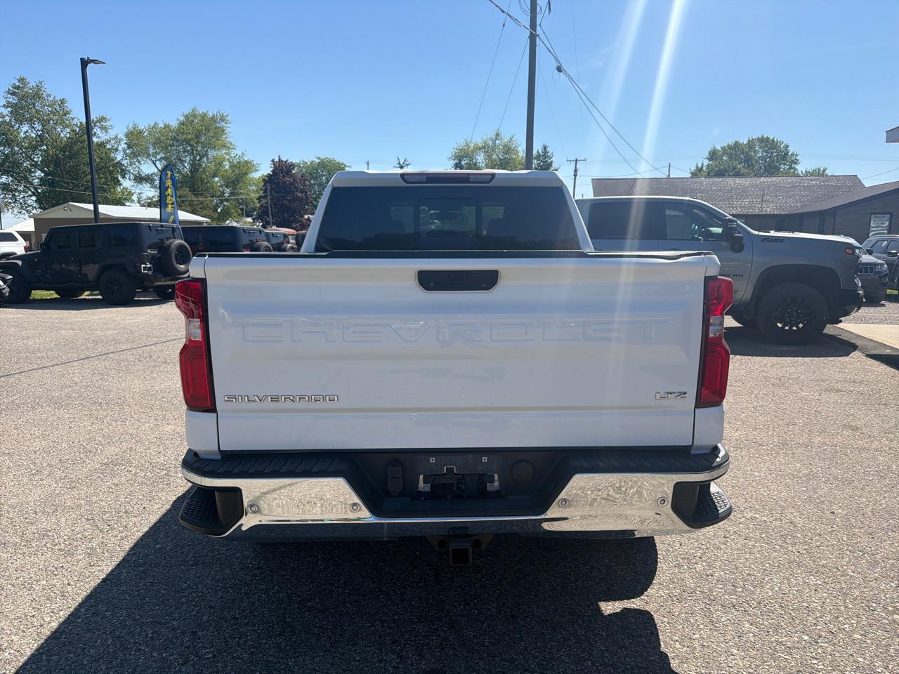 Chevrolet Silverado 1500 4WD Crew Cab 147" LTZ 2021