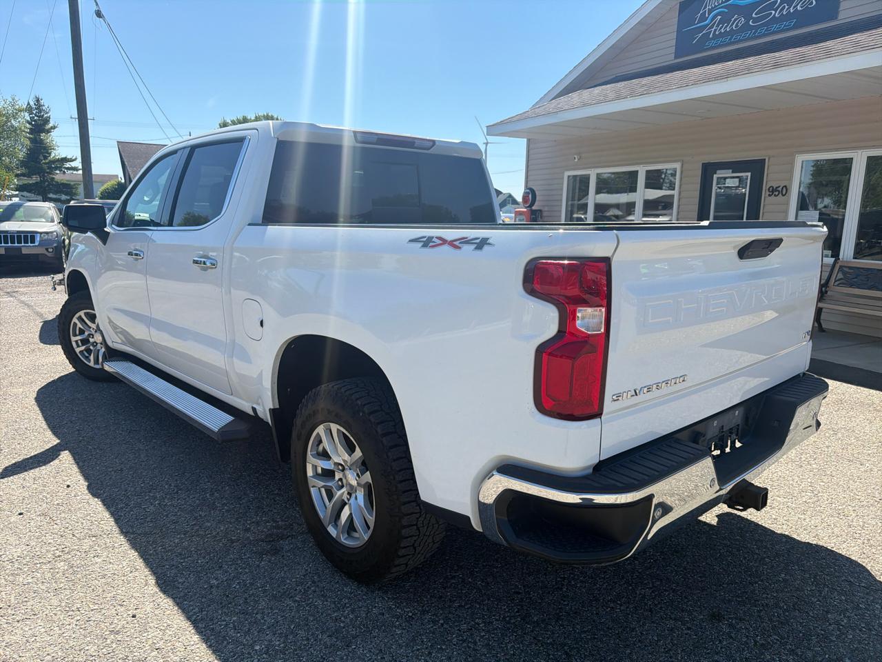 Chevrolet Silverado 1500 4WD Crew Cab 147" LTZ 2021