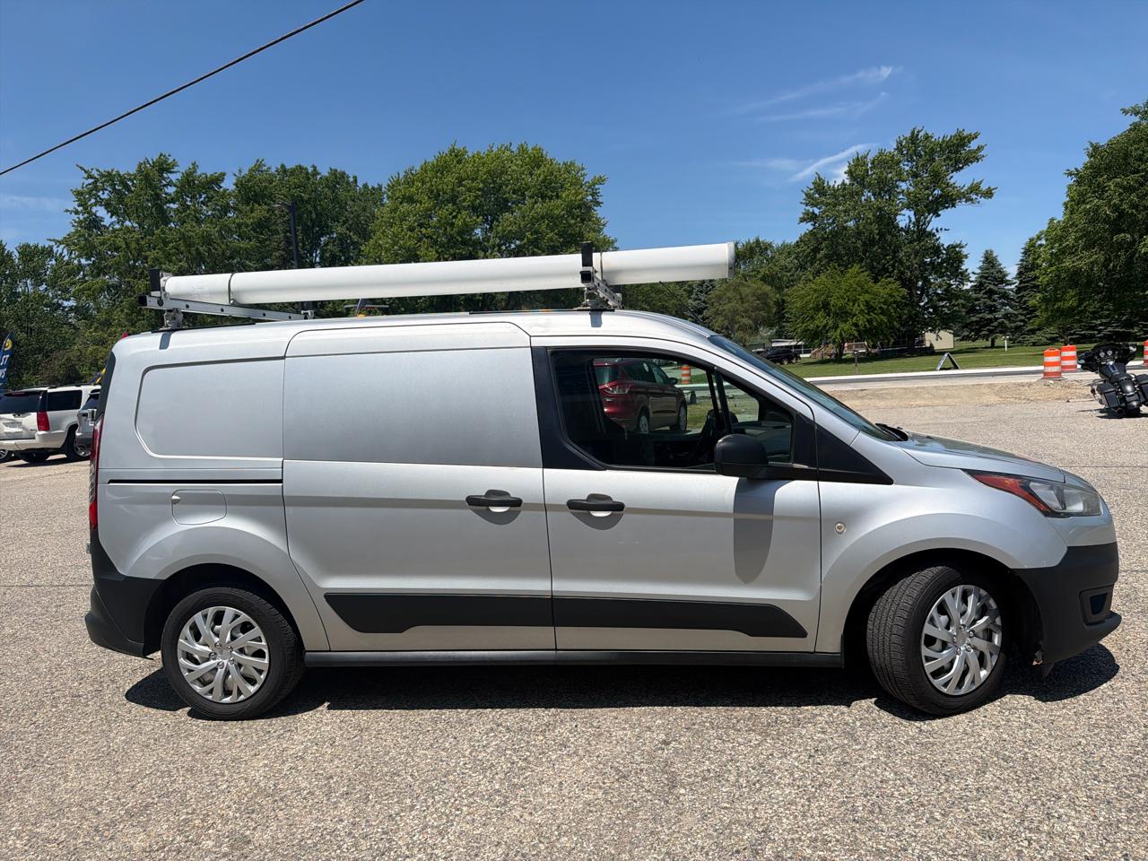 Ford Transit Connect Van XL LWB w/Rear Symmetrical Doors 2021