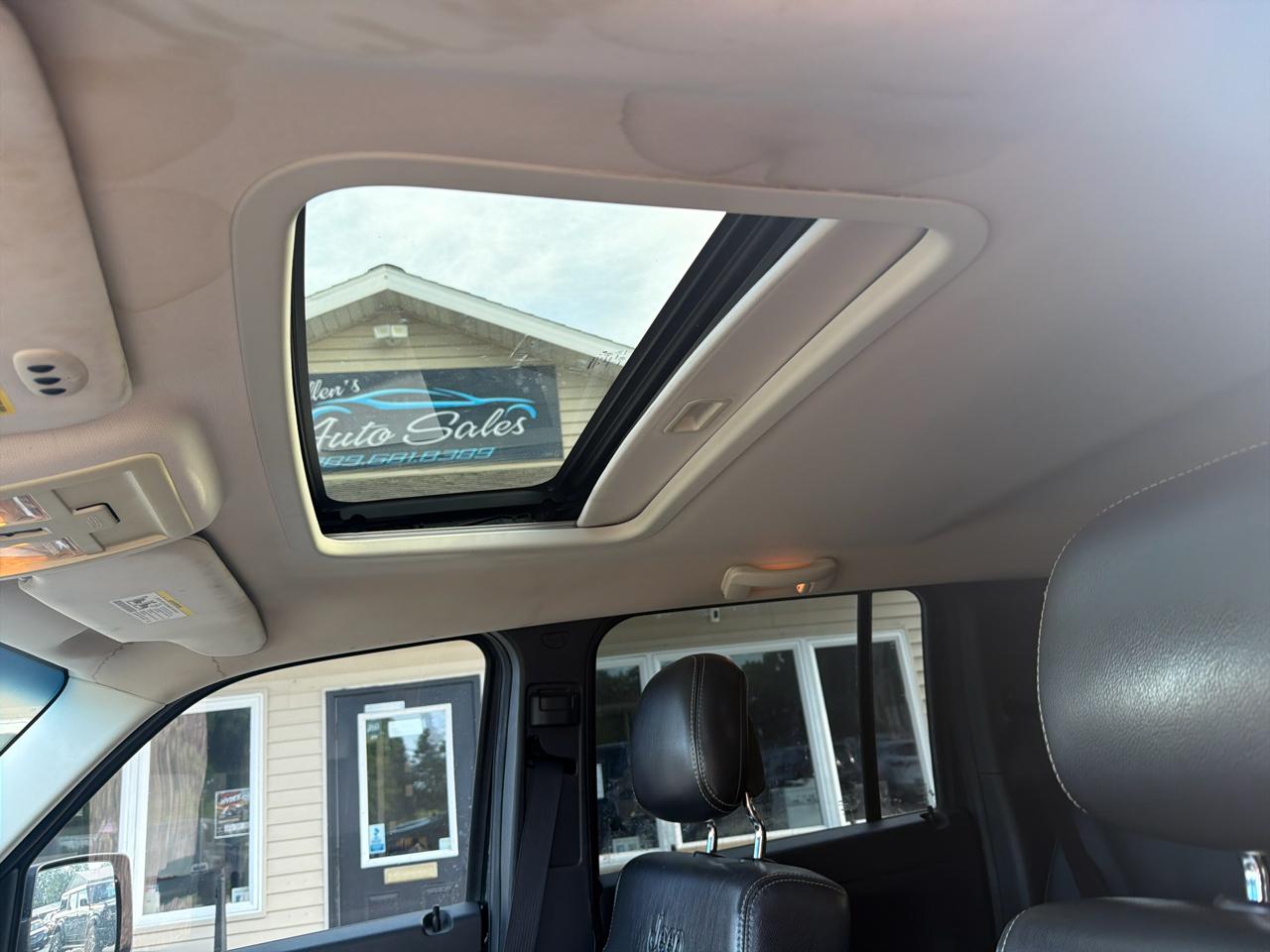 Jeep Liberty 4WD 4dr Limited Jet 2012
