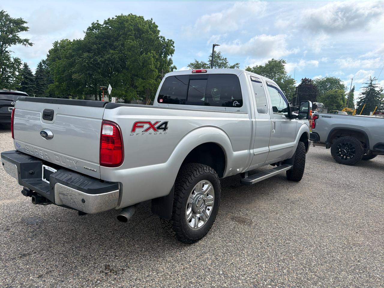 Ford Super Duty F-250 SRW 4WD SuperCab 158" Lariat 2015