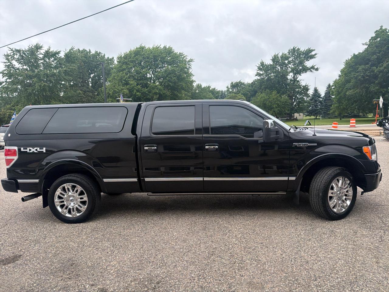 Ford F-150 4WD SuperCrew 145" XL 2010