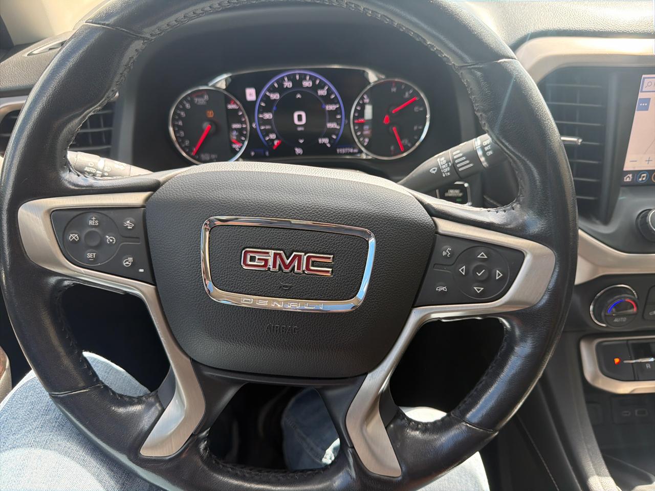 GMC Acadia AWD 4dr Denali 2020