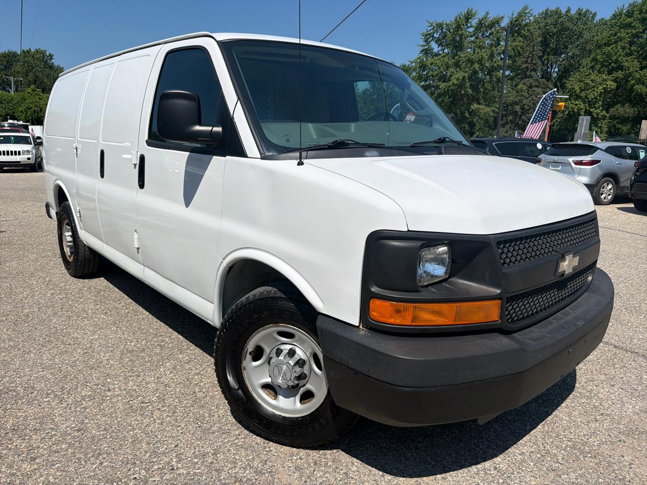 Chevrolet Express Cargo Van RWD 2500 135" 2017