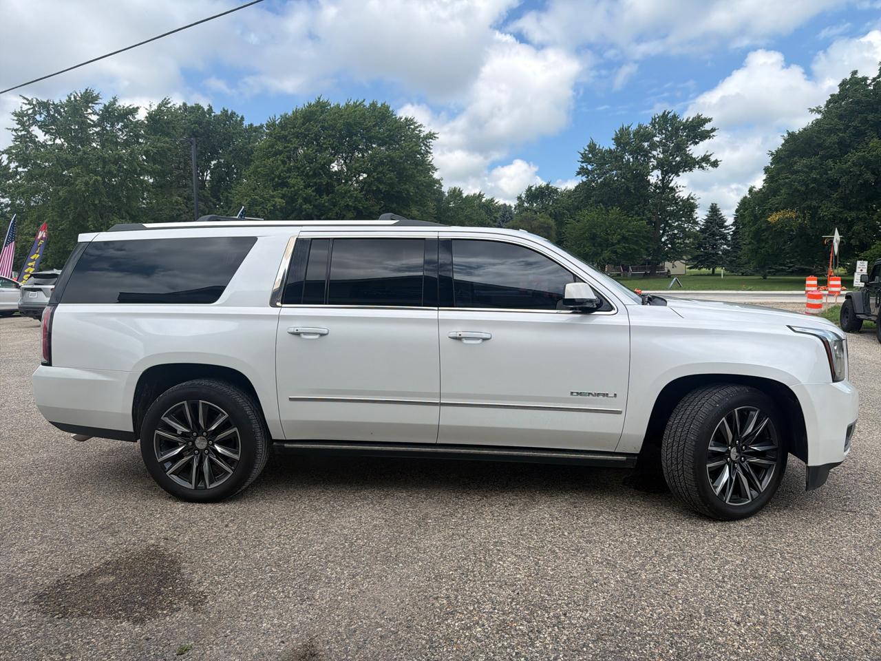 GMC Yukon XL 4WD 4dr Denali 2018