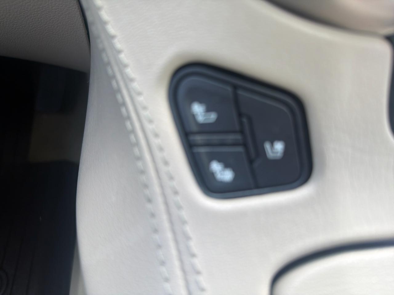 GMC Yukon XL 4WD 4dr Denali 2018