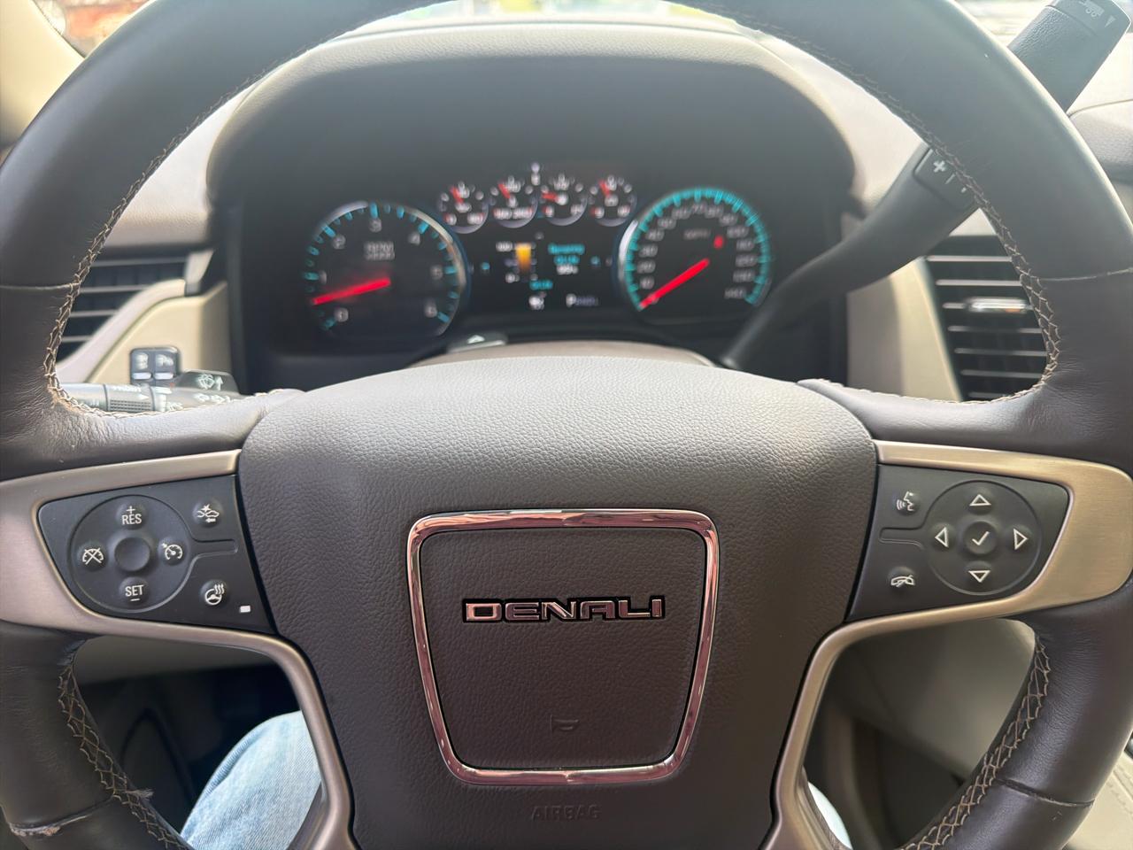 GMC Yukon XL 4WD 4dr Denali 2018