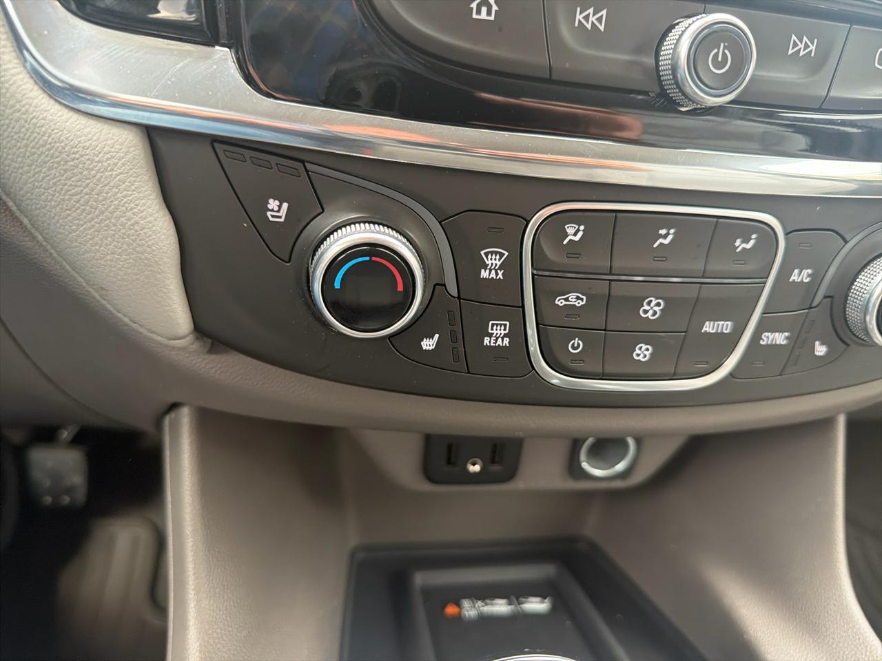Chevrolet Traverse AWD 4dr Premier w/1LZ 2018