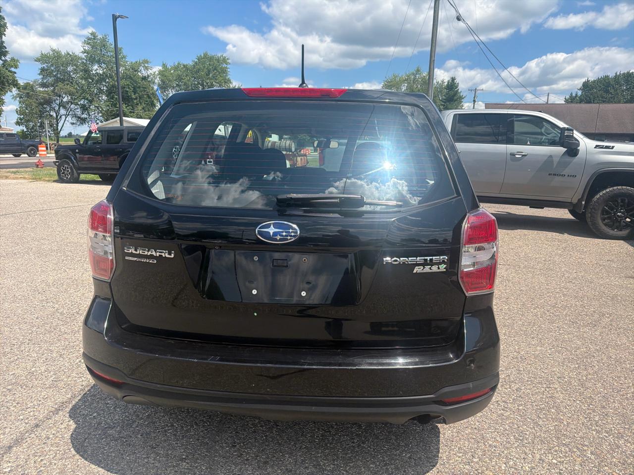Subaru Forester 4dr CVT 2.5i PZEV 2015