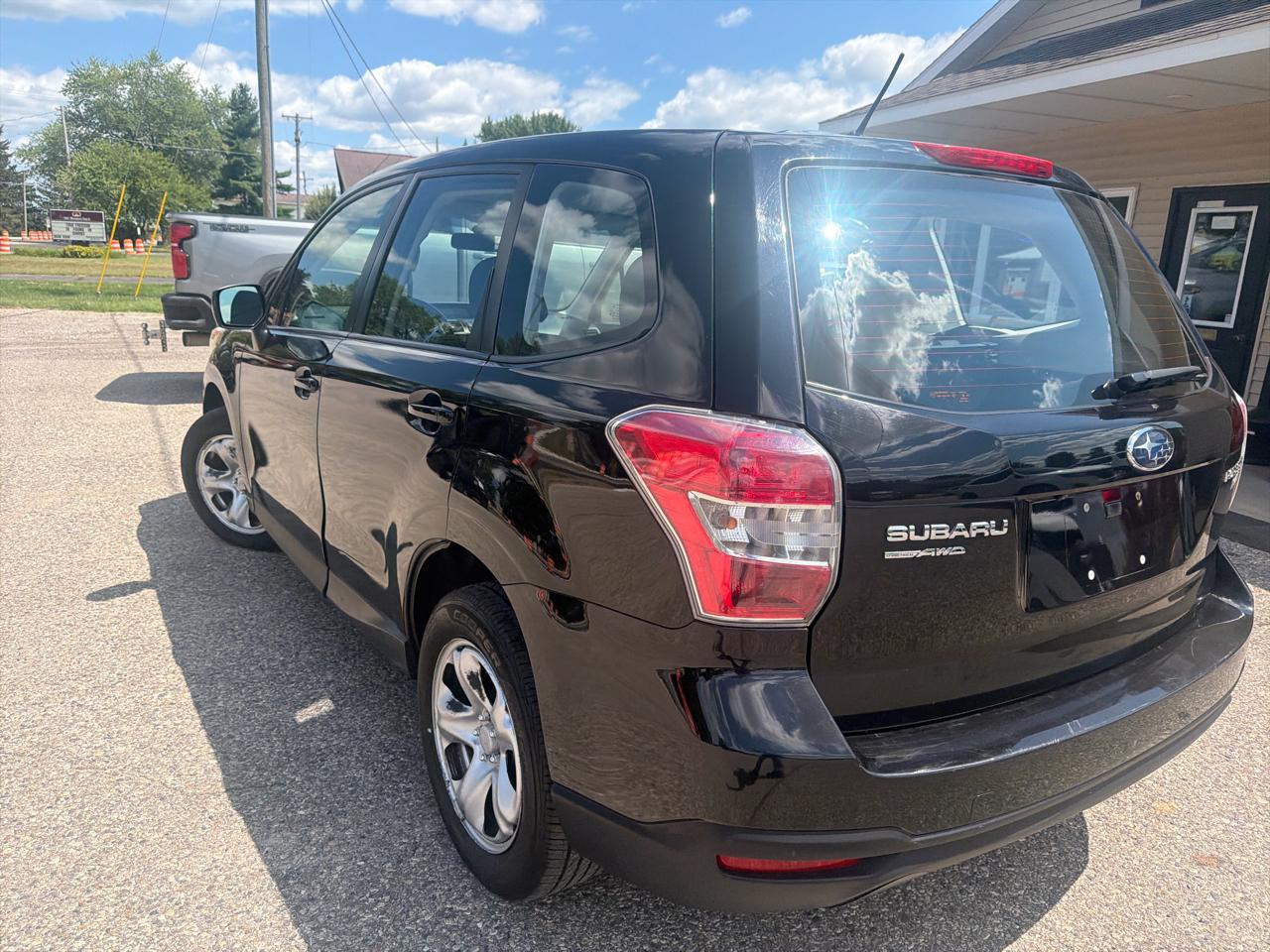 Subaru Forester 4dr CVT 2.5i PZEV 2015