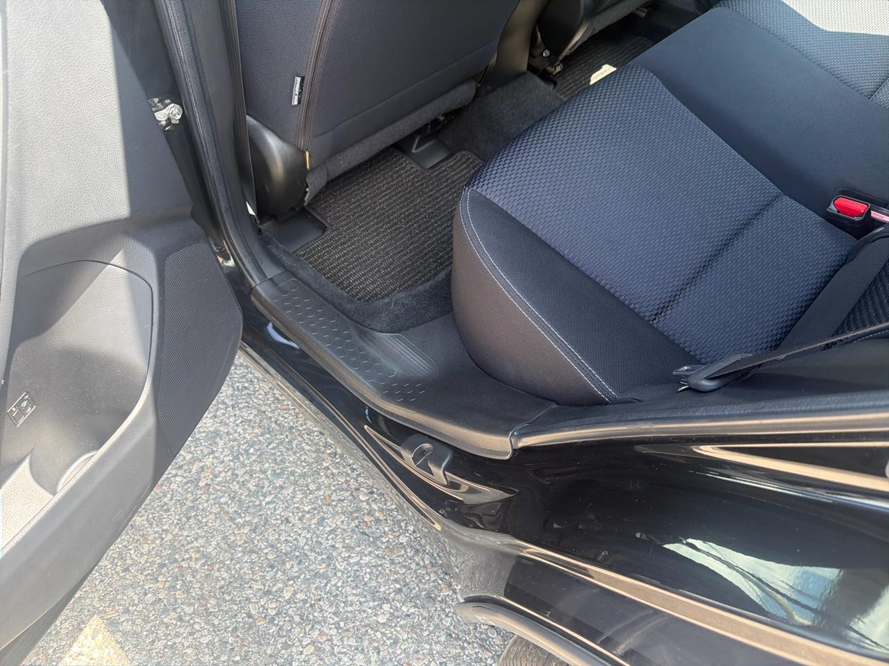 Subaru Forester 4dr CVT 2.5i PZEV 2015