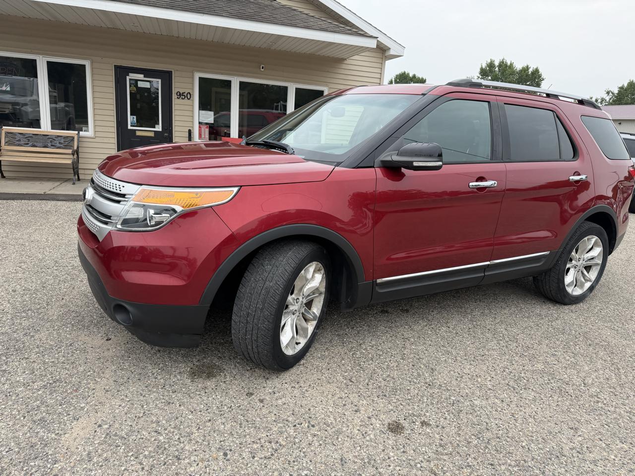 Ford Explorer FWD 4dr XLT 2013