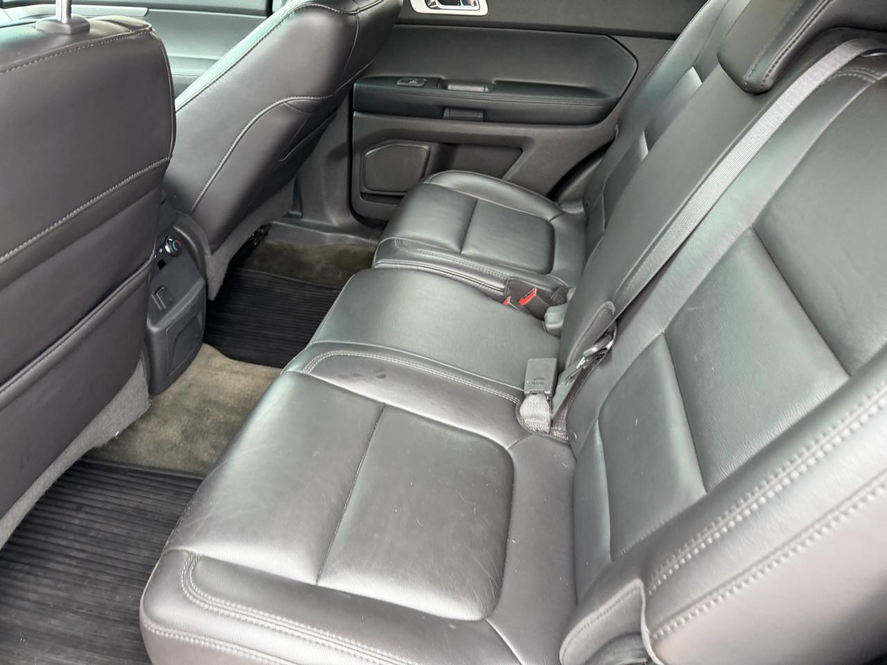 Ford Explorer FWD 4dr XLT 2013