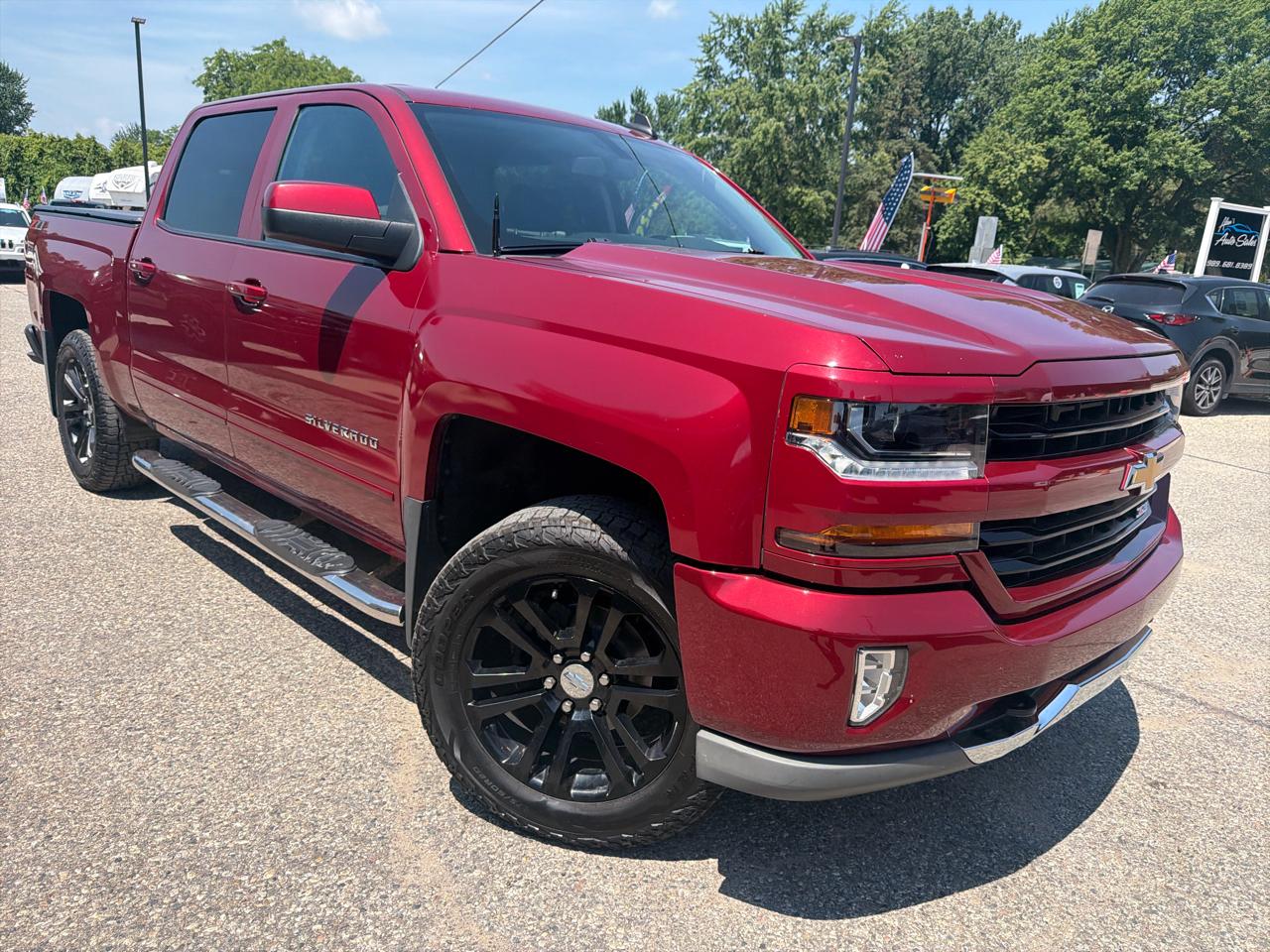Chevrolet Silverado 1500 4WD Crew Cab 143.5" LT w/2LT 2018