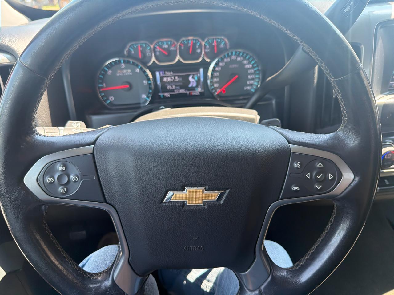 Chevrolet Silverado 1500 4WD Crew Cab 143.5" LT w/2LT 2018
