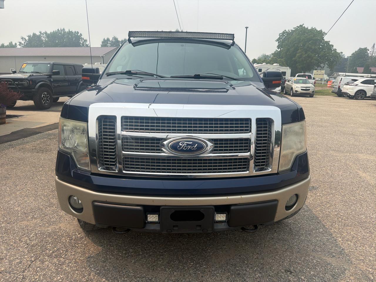 Ford F-150 4WD SuperCrew 145" XL 2010