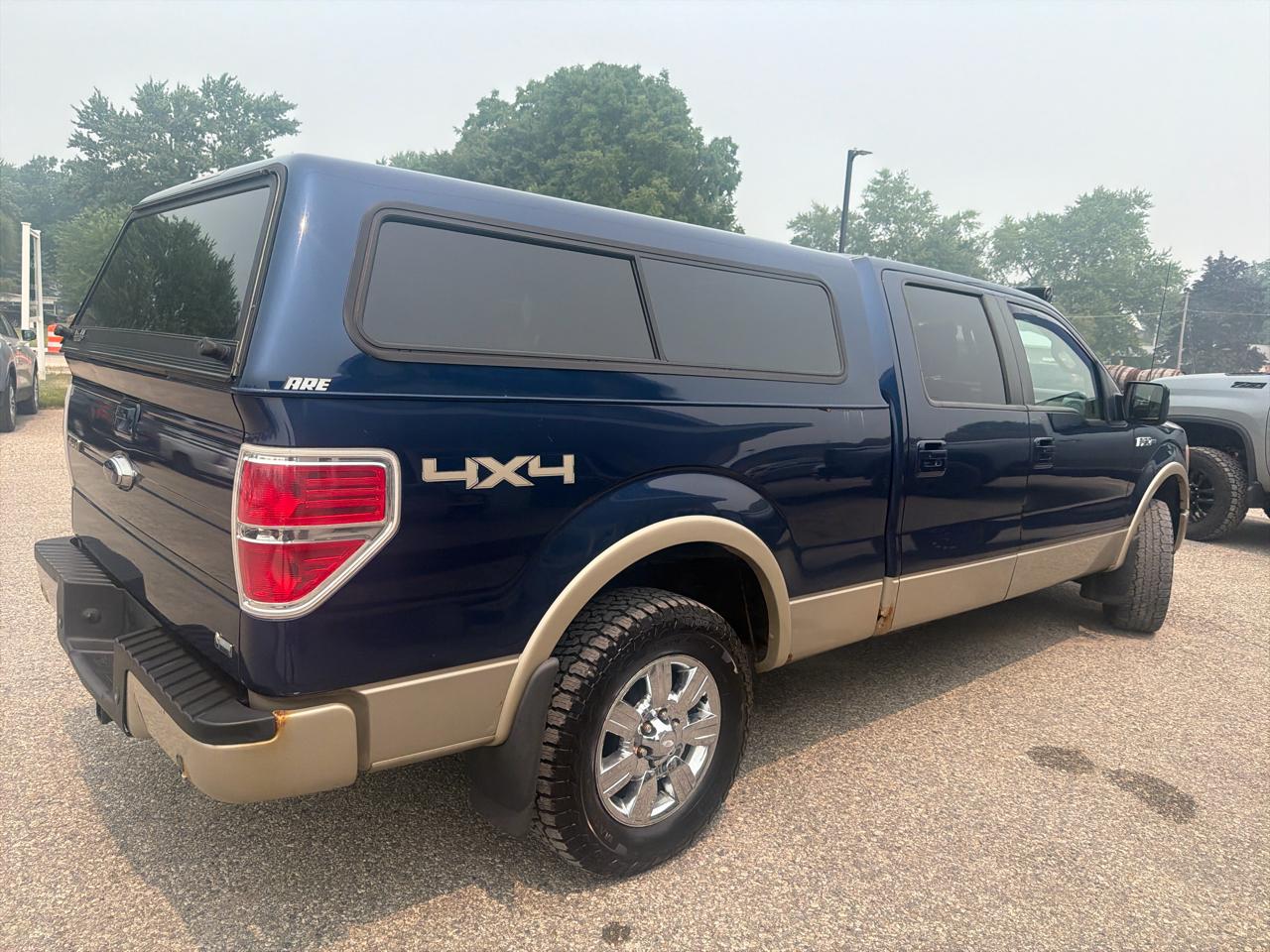 Ford F-150 4WD SuperCrew 145" XL 2010