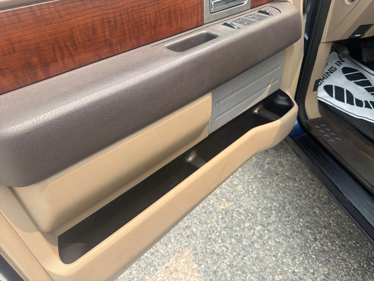 Ford F-150 4WD SuperCrew 145" XL 2010