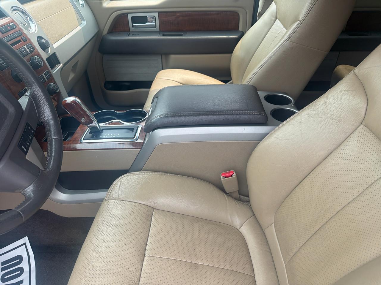 Ford F-150 4WD SuperCrew 145" XL 2010