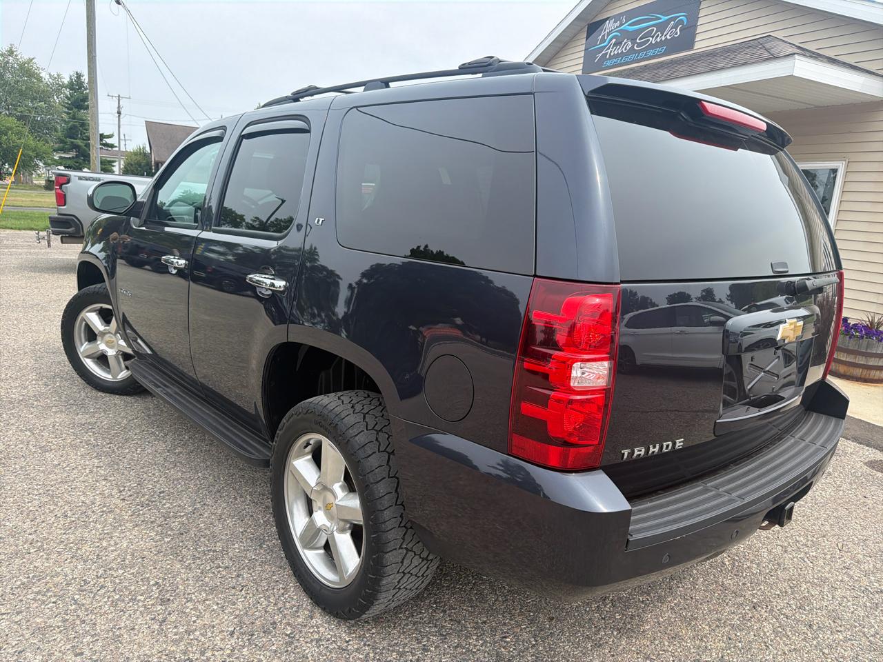 Chevrolet Tahoe 4WD 4dr 1500 LT 2013